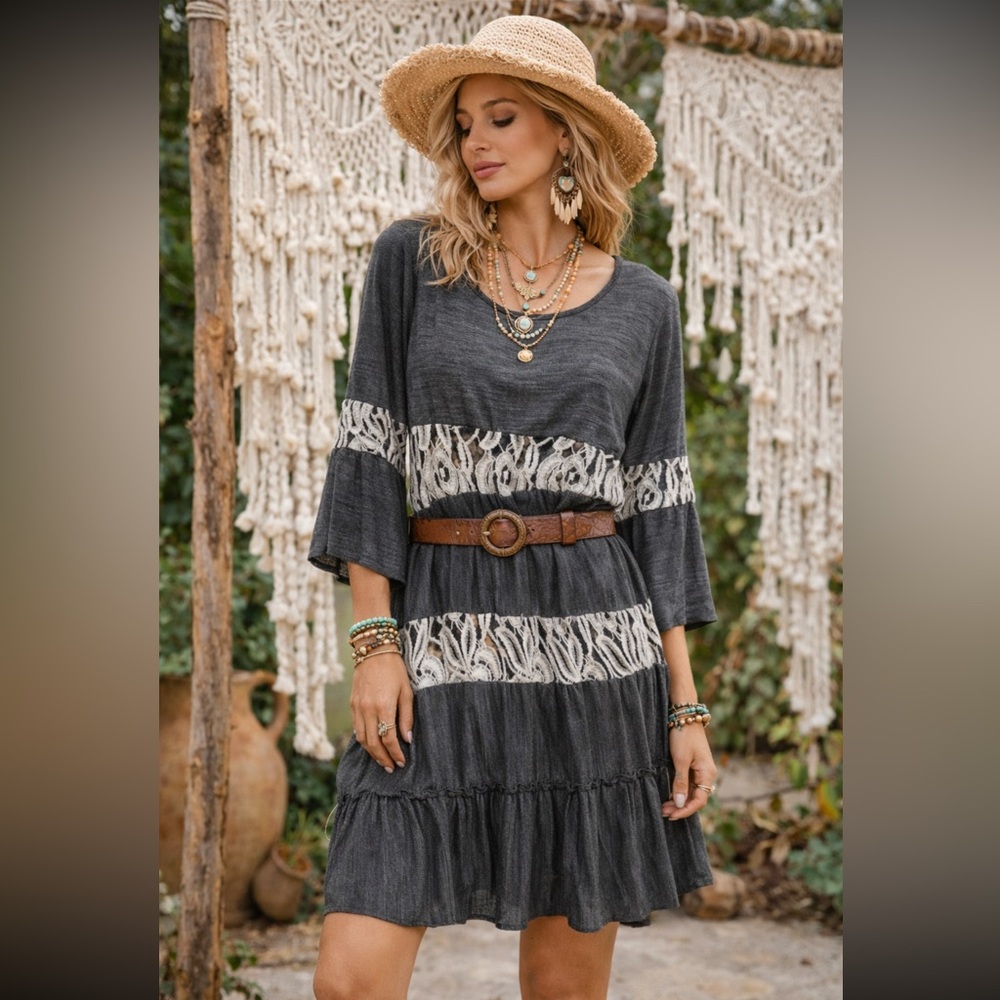 Simply Aster Gray Lace-Trimmed Dress